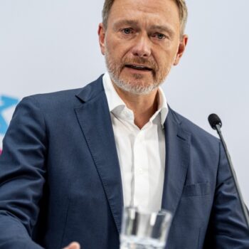 Liveticker zum Ampel-Aus: Lindner über FDP-Rücktritte: „Bedaure, dass dies erforderlich war“