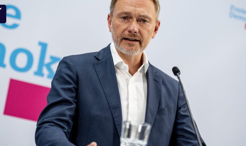 Liveticker zum Ampel-Aus: Lindner über FDP-Rücktritte: „Bedaure, dass dies erforderlich war“