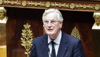 Le Premier ministre Michel Barnier s'exprime devant l'Assemblée nationale, à Paris, le 2 décembre 2024