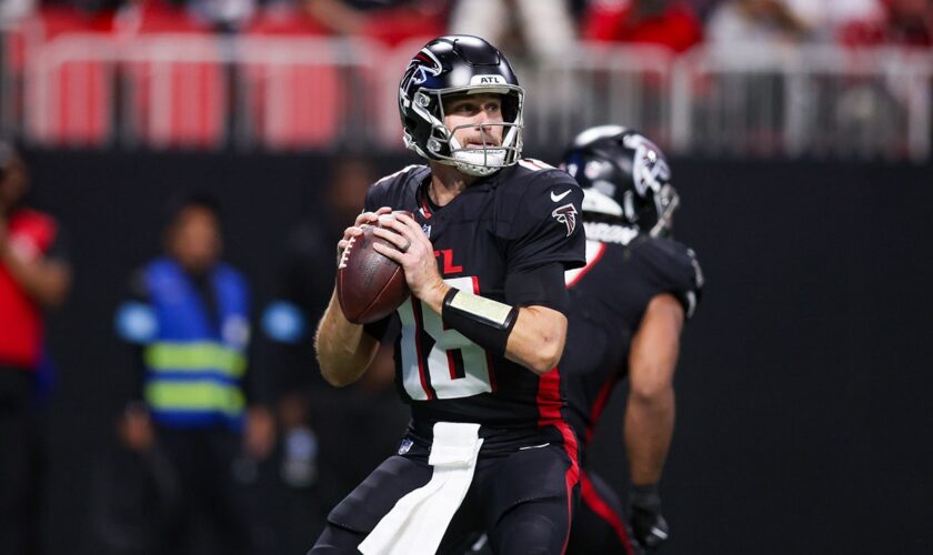 Falcons make quarterback decision as Kirk Cousins' struggles continue in 3rd straight loss