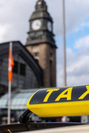 Hamburg führt Festpreise für Taxi-Fahrten ein