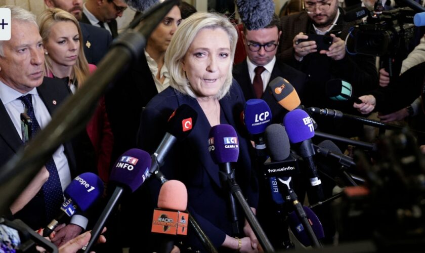 Regierungskrise in Frankreich: Marine Le Pen und ihre plötzliche Eile