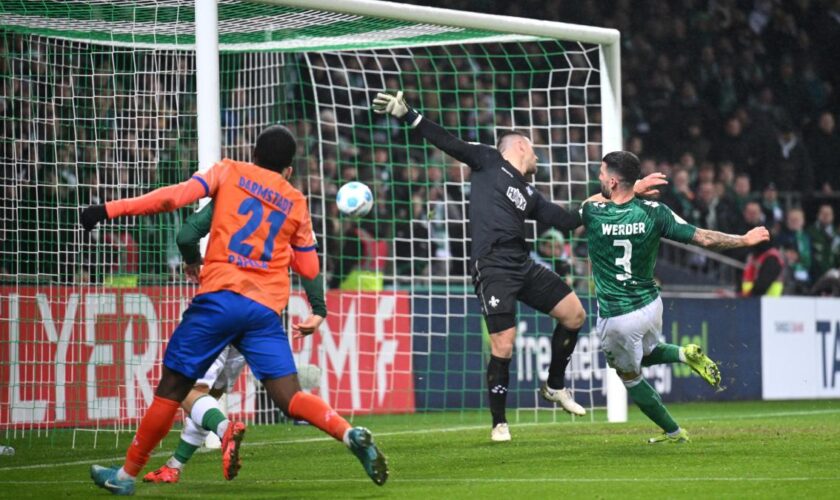 Werder schockt Kohfeldt in der Nachspielzeit, Leverkusen nun Favorit