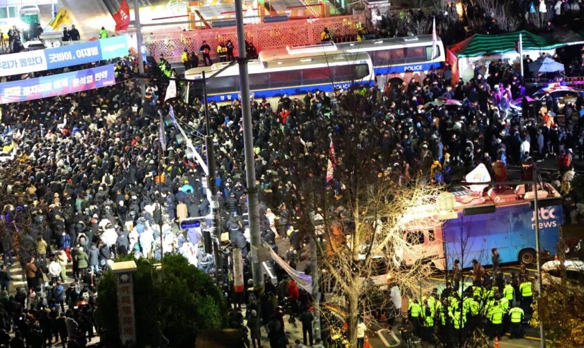 „Alarmierend“, „äußerst besorgt“ – Internationale Reaktionen auf Staatskrise in Seoul