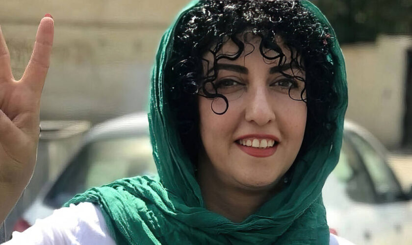 Iran : la Prix Nobel de la paix Narges Mohammadi libérée de prison pour raison médicale