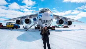 'I travelled to Antarctica on a cargo plane and what I saw blew my mind'