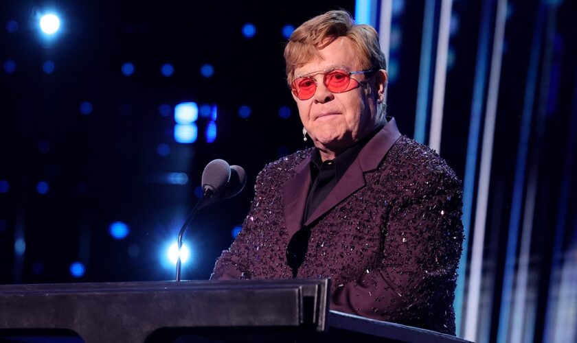 Elton John’s vision loss: How an eye infection can cause blindness