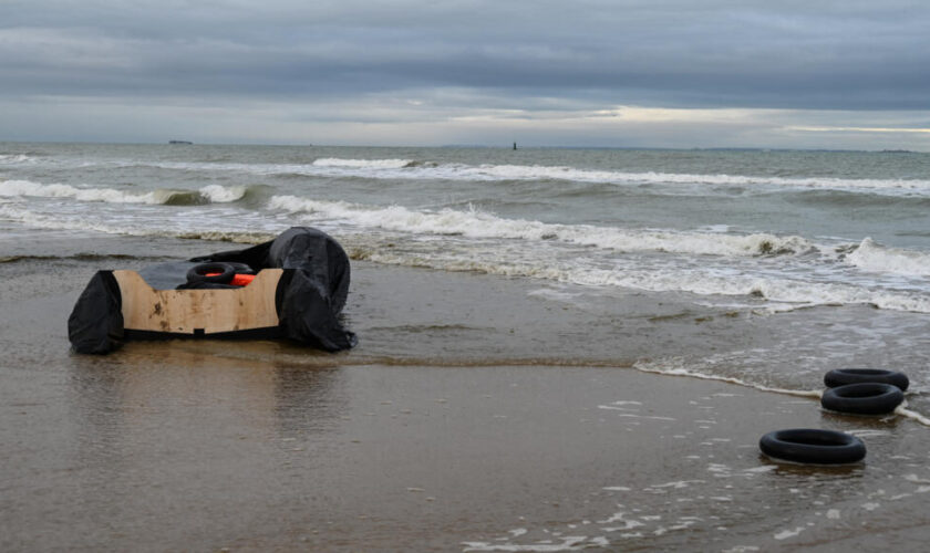 Quatre-vingt-cinq migrants au départ du Pas-de-Calais secourus en mer