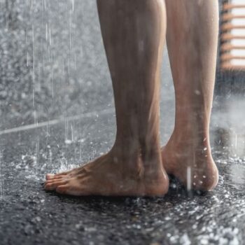 Doctor says showering at 'correct temperature' will help you get good night's sleep