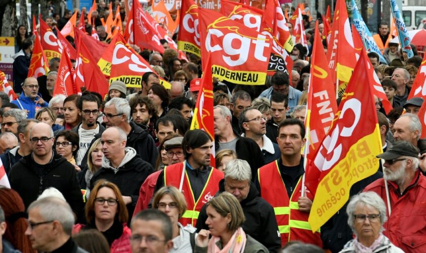 Plusieurs syndicats de la Fonction publique, parmi lesquels la CGT, appellent à une journée nationale "d'action" et de "grève" le 5 décembre pour dénoncer notamment des coupes budgétaires dans l'administration