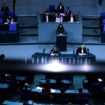 Paragraf 128: Bundestag debattiert über Neuregelung von Schwangerschaftsabbrüchen