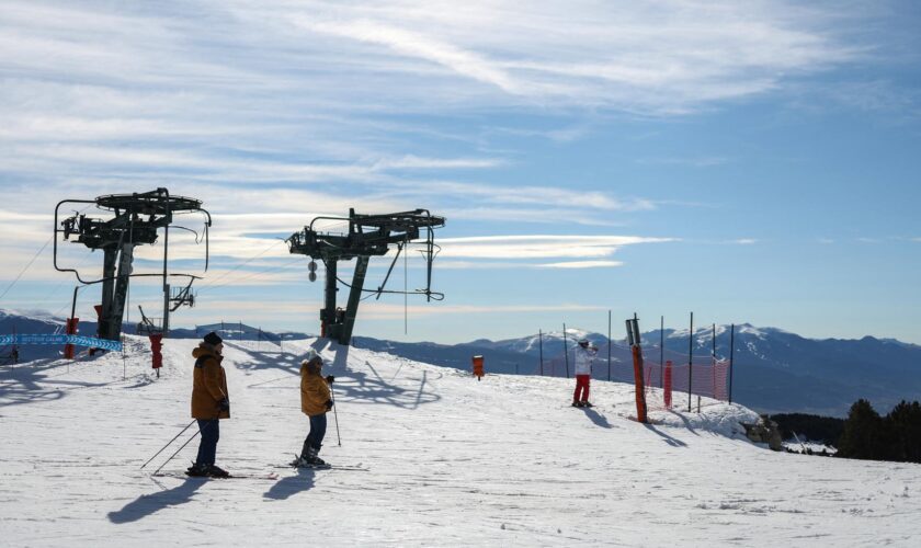 Météo : voici où la neige va faire son retour ce week-end avec la chute des températures