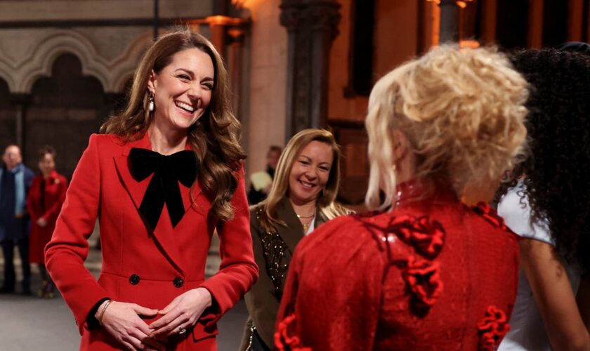 Kate Middleton arrives at Westminster Abbey for Christmas carol service attended by cancer patients