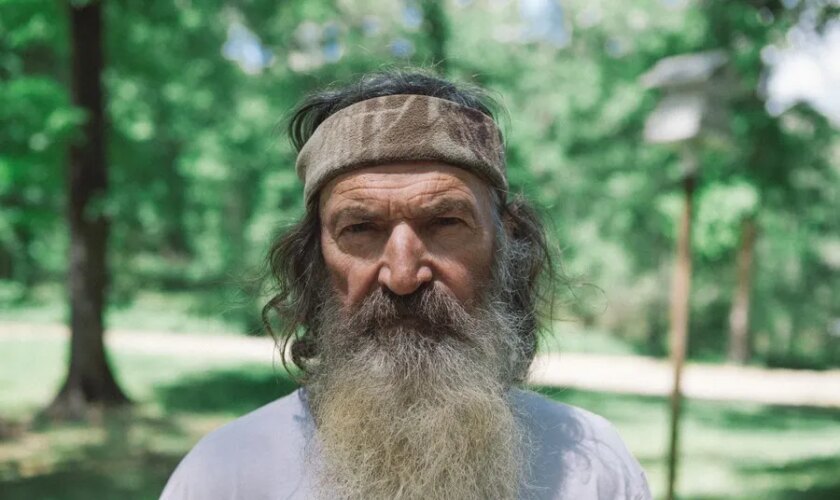 'Duck Dynasty' star Phil Robertson diagnosed with Alzheimer's disease