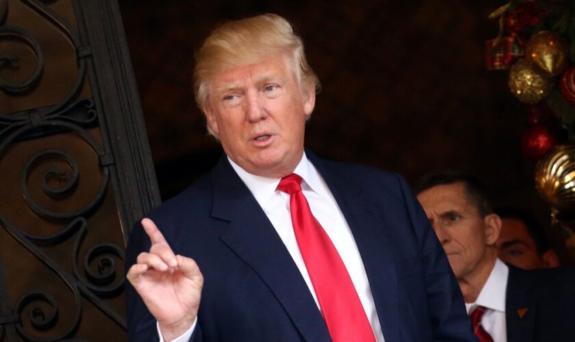 U.S. President-elect Donald Trump talks to members of the media at Mar-a-Lago estate in Palm Beach, Florida, U.S., December 21, 2016. REUTERS/Carlos Barria