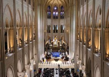 Notre-Dame: Frankreich feiert die Wiederauferstehung der berühmten Kathedrale