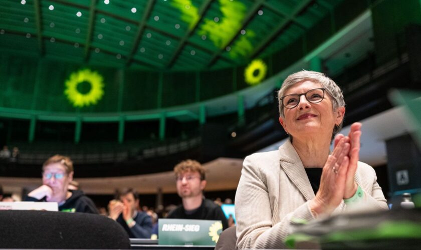 Britta Haßelmann geht auf Listenplatz 1 in den Bundestagswahlkampf. Foto: Guido Kirchner/dpa