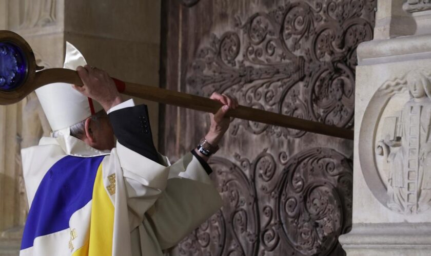 Notre-Dame feierlich wiedereröffnet – Macron, Trump und Selenskyj im Sechs-Augen-Gespräch