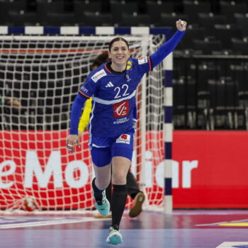 HANDBALL. Suède - France : les Bleues visent les demi-finales