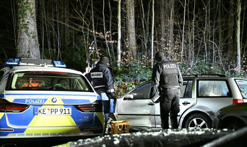 Bei Sigmarszell im Allgäu endete die Verfolgungsfahrt durch Deutschland und Österreich. Foto: David Pichler/dpa