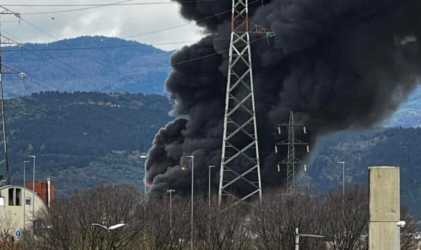 Mindestens zwei Tote – Explosion erschüttert Fabrikgelände bei Florenz