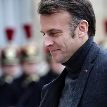 Le président Emmanuel Macron le 9 décembre 2024 à Paris