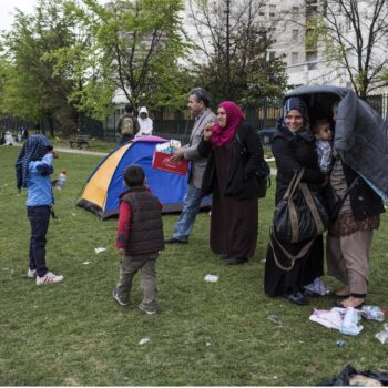 Plusieurs pays européens suspendent déjà l’examen des demandes d’asile syriennes