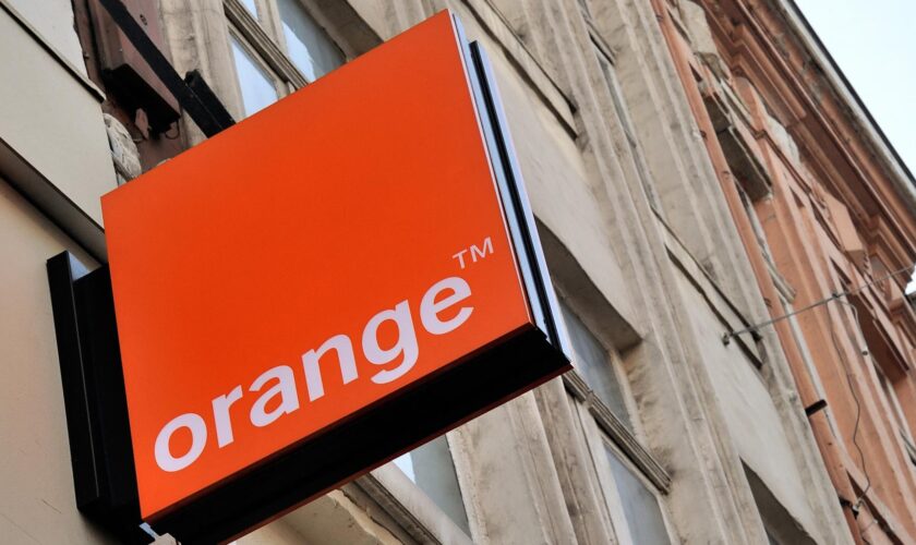 Orange écope d’une grosse amende pour des publicités déguisées dans les boîtes mails de ses clients