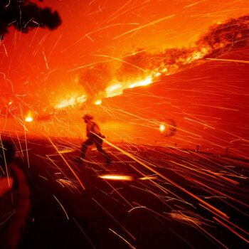 Franklin fire in Malibu explodes over more than 2,851 acres as Dick Van Dyke and Cher are evacuated from their homes: Live