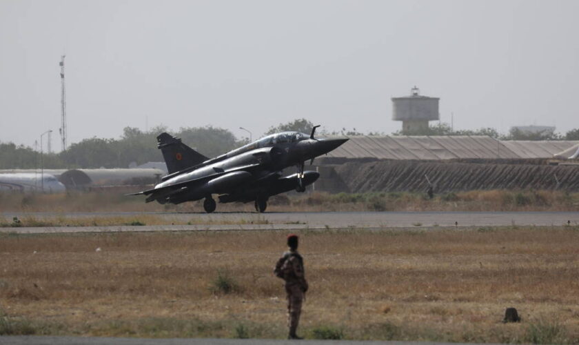 Tchad : les avions de chasse français quittent le pays