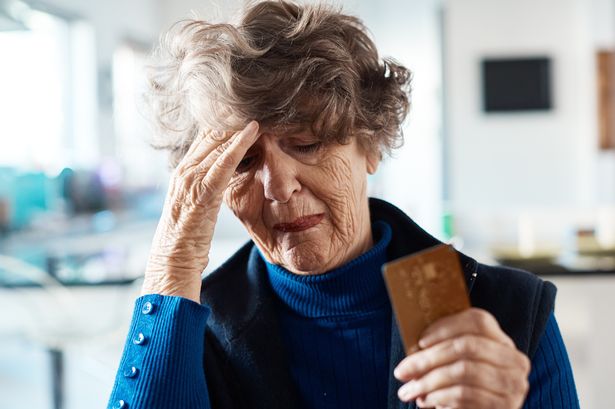 Early sign of dementia could appear when shopping - what to look for