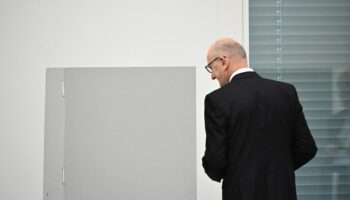 Ministerpräsident: Dietmar Woidke scheitert in Brandenburger Landtag im ersten Wahlgang