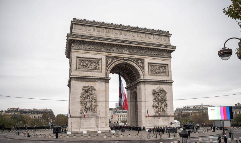 Alerte à la bombe à l'Arc de Triomphe : le monument évacué et des recherches en cours