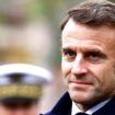 Le président français Emmanuel Macron assiste à une cérémonie marquant le 80e anniversaire de la libération de Strasbourg, sur la place Broglie à Strasbourg, dans l'est de la France, le 23 novembre 2024.