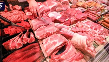 Diebstahl aufgeflogen: Männer wollen Fleisch im Wert von 2000 Euro stehlen