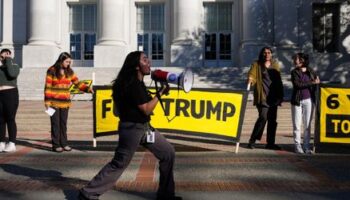 Donald Trump: Hochschulen legen ausländischen Studierenden Rückkehr in die USA vor Amtsantritt von Trump nahe