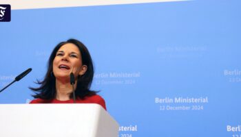 Liveblog zu Nahost: Baerbock für pragmatischen Umgang mit Islamisten in Syrien