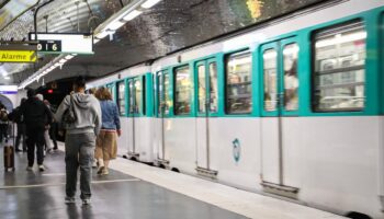 Maillot « anti-juif » dans le métro parisien : un homme condamné à six mois de prison avec sursis