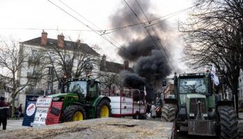 Colère des agriculteurs : la FNSEA n’exclut pas de nouvelles actions d’ici les fêtes, malgré la « fatigue »