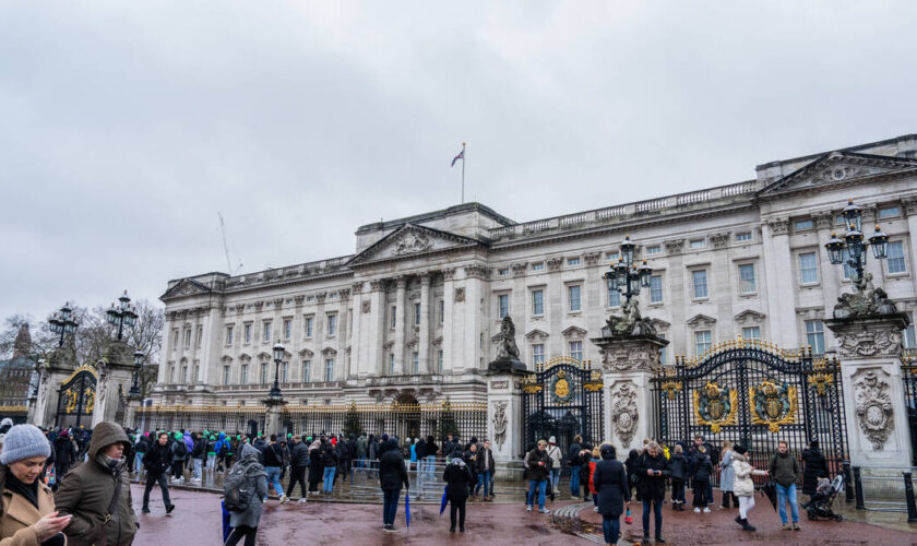 Shocking ! Buckingham Palace se déchaîne lors d’une fête de Noël