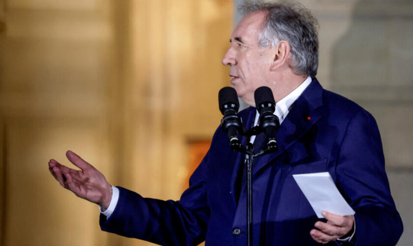 Moody's abaisse la note souveraine de la France, cadeau d'arrivée amer pour François Bayrou