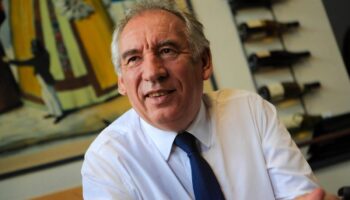 Bayrou Premier ministre : la carte du « centriste indépendant » pour faire la synthèse entre la gauche à la droite