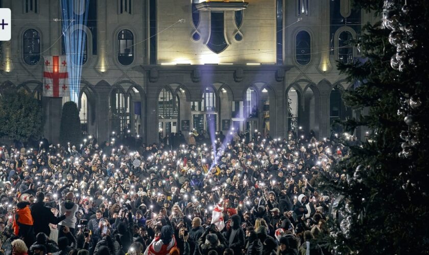 Proteste in Georgien: Schläge aufs Metallblech