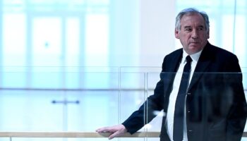 Le président du MoDem, François Bayrou, au Tribunal judiciaire des Batignolles, le 5 février 2024 à Paris