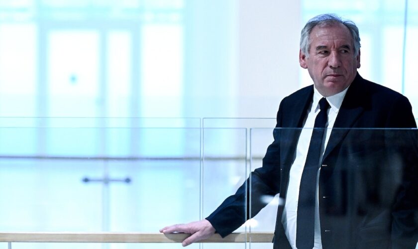 Le président du MoDem, François Bayrou, au Tribunal judiciaire des Batignolles, le 5 février 2024 à Paris