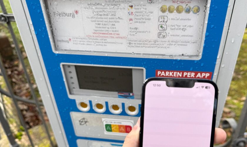 Betrug mit QR-Codes: So einfach stehlen vermeintliche Parkautomaten ihre Kontodaten