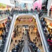 EDITORIAL USE ONLY.Shoppers are seen at the Bullring shopping centre in Birmingham during the Boxing Day sales. PRESS ASSOCIATION Photo. Saturday December 26, 2015. Photo credit should read: Jon Super/PA Wire..