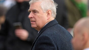 Déjà paria dans la famille royale, le prince Andrew de nouveau au cœur d’un nouveau scandale embarrassant