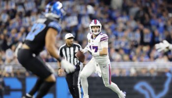 Josh Allen puts an end to Detroit Lions winning streak