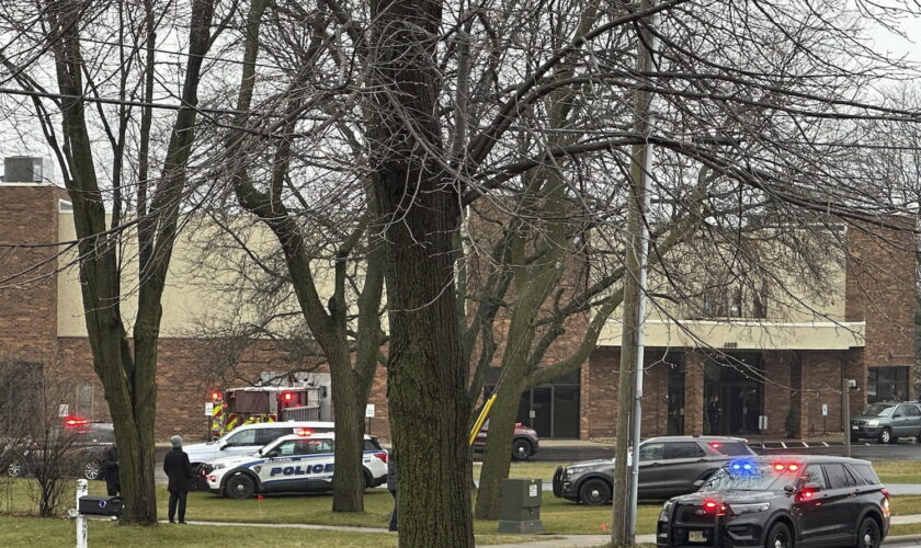 Fusillade dans une école du Wisconsin (États-Unis) : plusieurs morts, un suspect mineur... ce que l'on sait